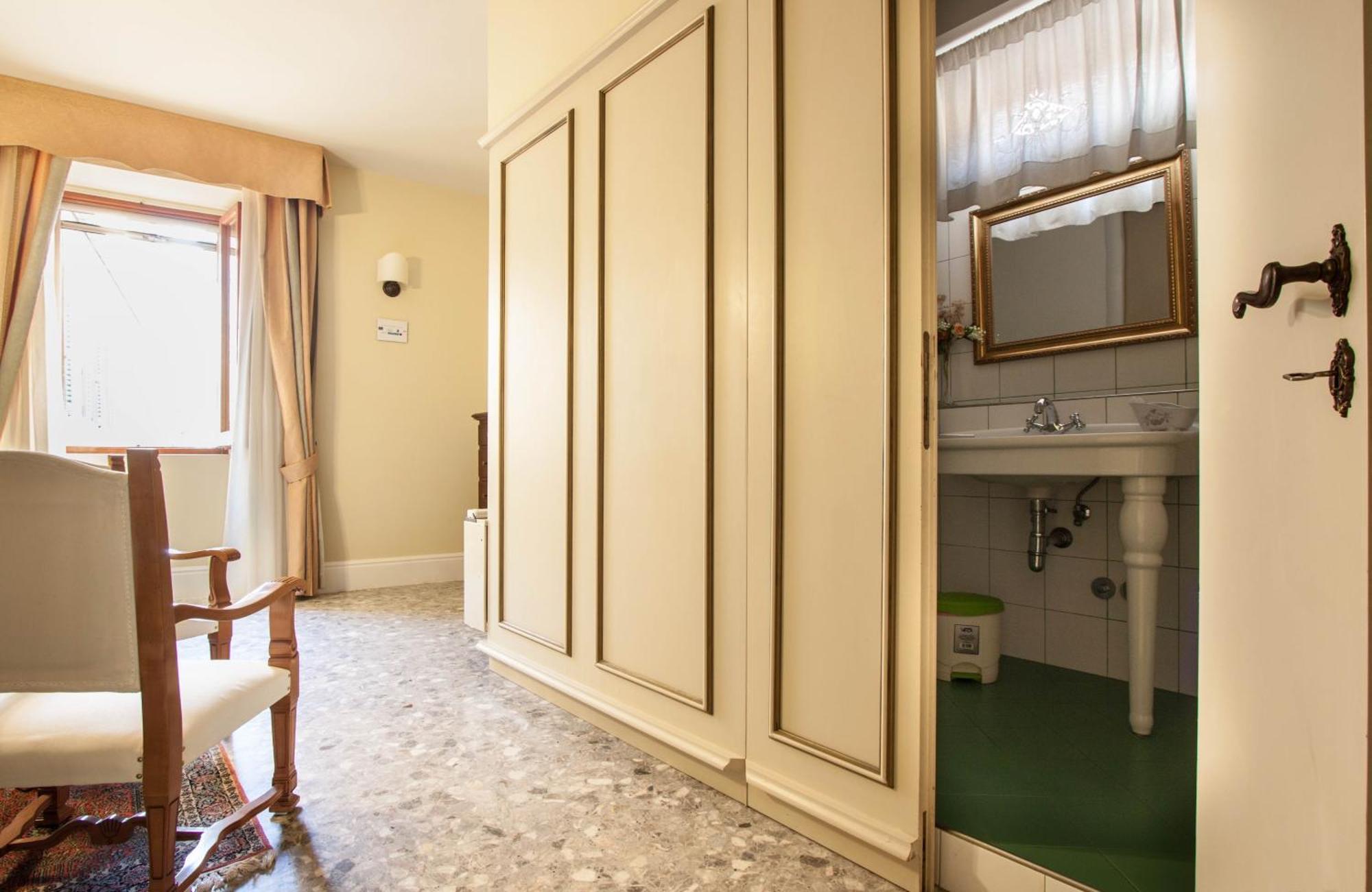 Pianella  Dimora Antica Pianella Bed & Breakfast 部屋 写真