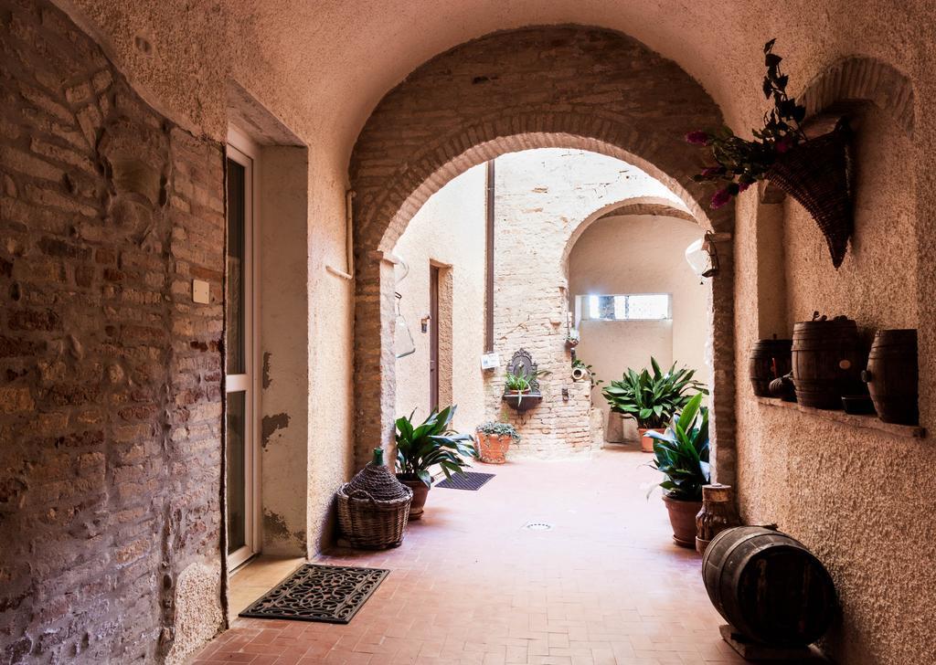 Pianella  Dimora Antica Pianella Bed & Breakfast エクステリア 写真